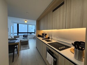 Apartment, 2 Bedrooms, City View | Private kitchen - Distric 225 (Miami)