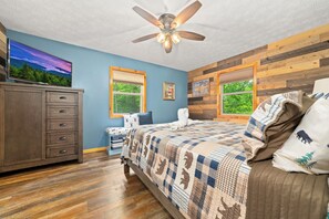 2 habitaciones, escritorio, tabla de planchar con plancha y wifi gratis 