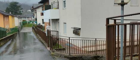 Enceinte de lâhĂ©bergement