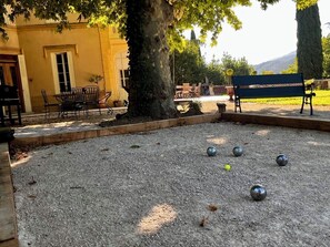 Terrace/patio - Sumptuous Manoir XIXᵉ between Aix & Cassis - Swimming pool, Garden & Sainte-Baume View (Auriol)
