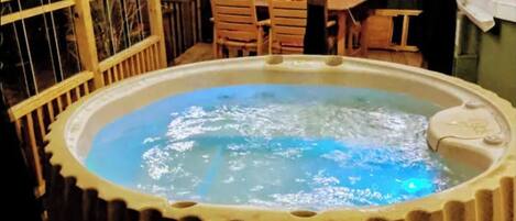 Tina de hidromasaje interior