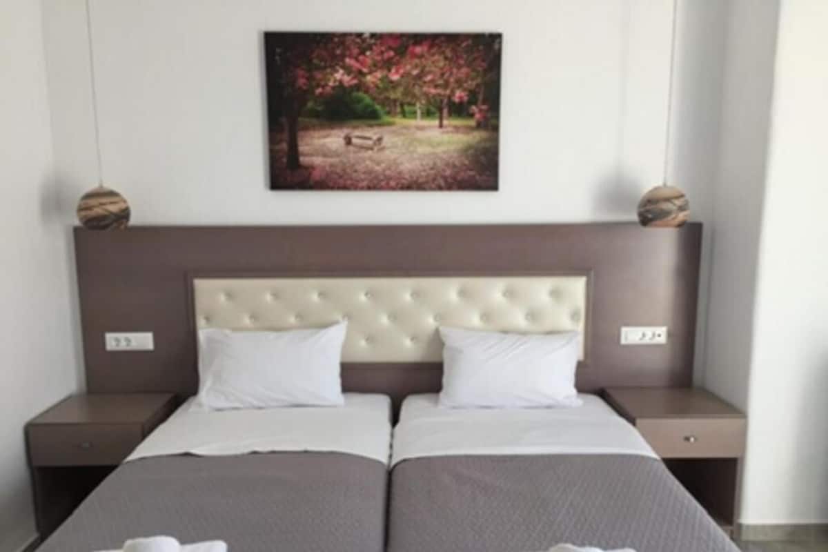 Standard Twin Room, Balcony, Garden View