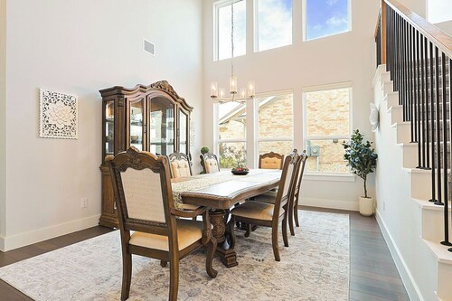 5BR by Lake Ray Hubbard/Chef’s Kitchen/Sleeps12