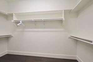 Interior - 5BR by Lake Ray Hubbard/Chef’s Kitchen/Sleeps12 (Garland)