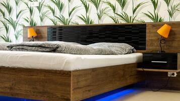 Apartment, 2 Bedrooms | Free WiFi