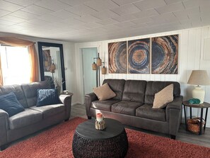 TV - The Northern Nest-Hot Tub/Views of Curtis and Lake.
State tax included (CURTS/ PORTAGE TOWNSHIP)