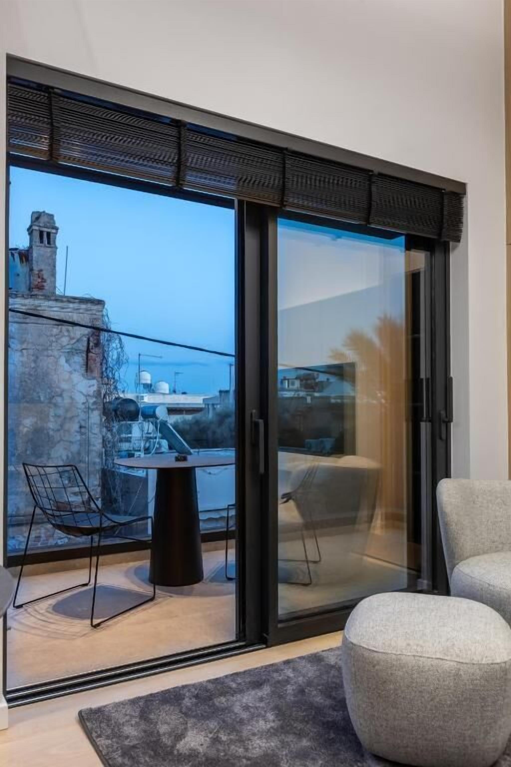 Family Duplex, Non Smoking, City View | Living area