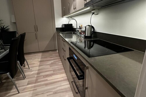 Business/couples - Parking - Wifi - Sleeps 3
