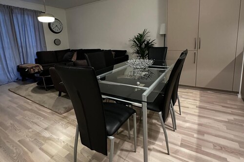 Business/couples - Parking - Wifi - Sleeps 3