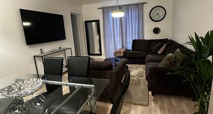 Business/couples - Parking - Wifi - Sleeps 3