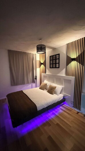 2 Schlafzimmer, Bügeleisen/Bügelbrett, WLAN, Bettwäsche