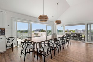 Dining - The Club House: Private Pool | Hot Tub | Indoor Golf | Theater | Ocean Views | S (Corolla)