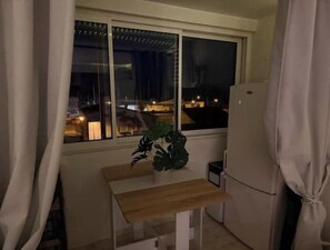 Interior - Magnifique Studio Au Petit Nid Douillet Face Mer est Port (Narbonne)