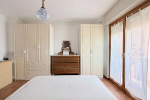 3 bedrooms - SE221 - Senigallia, spacious apartment with parking space (Senigallia)