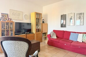 TV - SE221 - Senigallia, spacious apartment with parking space (Senigallia)