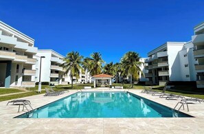 Outdoor pool - Perfect family getaway on the east coast of Puerto Rico! Beach apartment. (Rio grande)