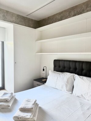Iron/ironing board, WiFi, bed sheets - Best Stay-Corso Italia Suite (Bari)