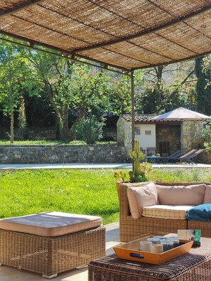 Property grounds - Provençal villa for nature lovers, ideal for families or friends (Opio)