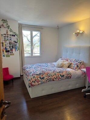 Room - Provençal villa for nature lovers, ideal for families or friends (Opio)