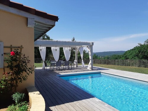 Access to a magnificent pool/poolhouse area with optional yoga classes
