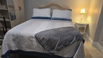 1 chambre, bureau, Wi-Fi gratuit, draps fournis