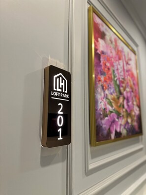 Interior detail - Loft Park Hotel - Airport 10 Minutes (Arnavutkoy)