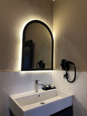 Family Room, City View | Bathroom - Loft Park Hotel - Airport 10 Minutes (Arnavutkoy)