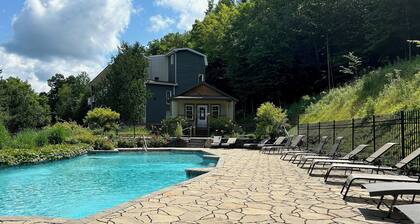 Nordic Charley - A/C & pool - Mezzanine on the 2nd floor - Mountain & lake views