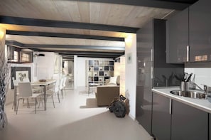 House | 2 bedrooms - Manray Charming and Modern Ground Floor Loft (Rome)