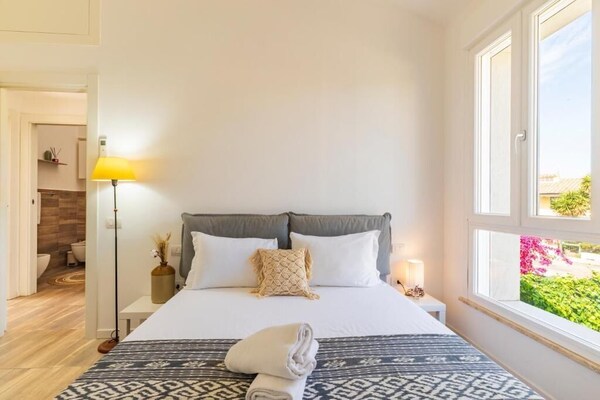 Sardinian Pearl Retreat-beach House - Cagliari
