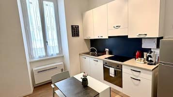 Comfort Apartment | Private kitchen