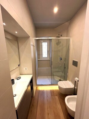 Bathroom - Liberty Home (Rome)