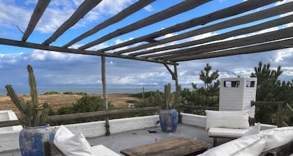 Spacious 4-bedroom house with a pool across the street from Ocean Park beach