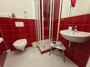 Uklassifisert bilde, 2 av 8, knapp