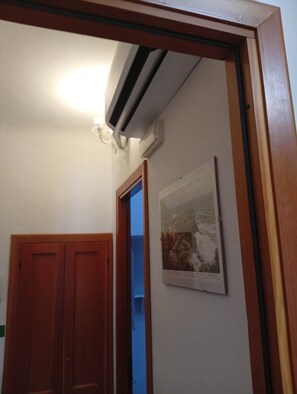 Interior - Il Grifo Apartment (Vernazza)