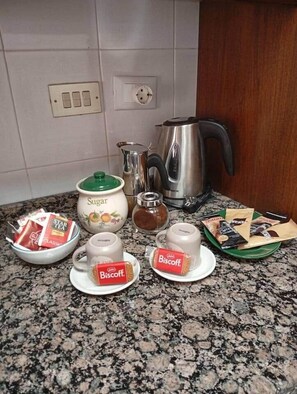 Coffee and/or coffee maker - Il Grifo Apartment (Vernazza)