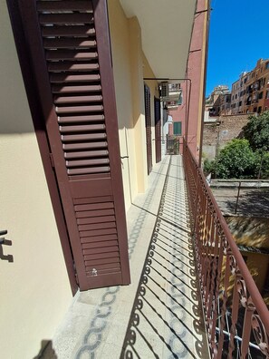 Exterior detail - Pigneto new collection 1 (Rome)