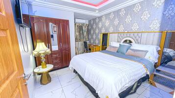 Blackout curtains, soundproofing, iron/ironing board, free WiFi