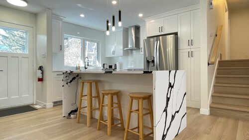 Newly renovated single house 5 minutes to Heritage park Calgary