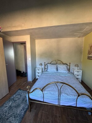 4 bedrooms, iron/ironing board, WiFi, bed sheets - Villa L'Ortu Corse du Sud 6 people (Monacia-d'Aullène)