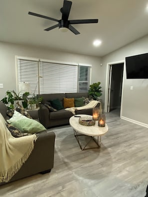 Living area - The Blue House on the Block (Atlanta)