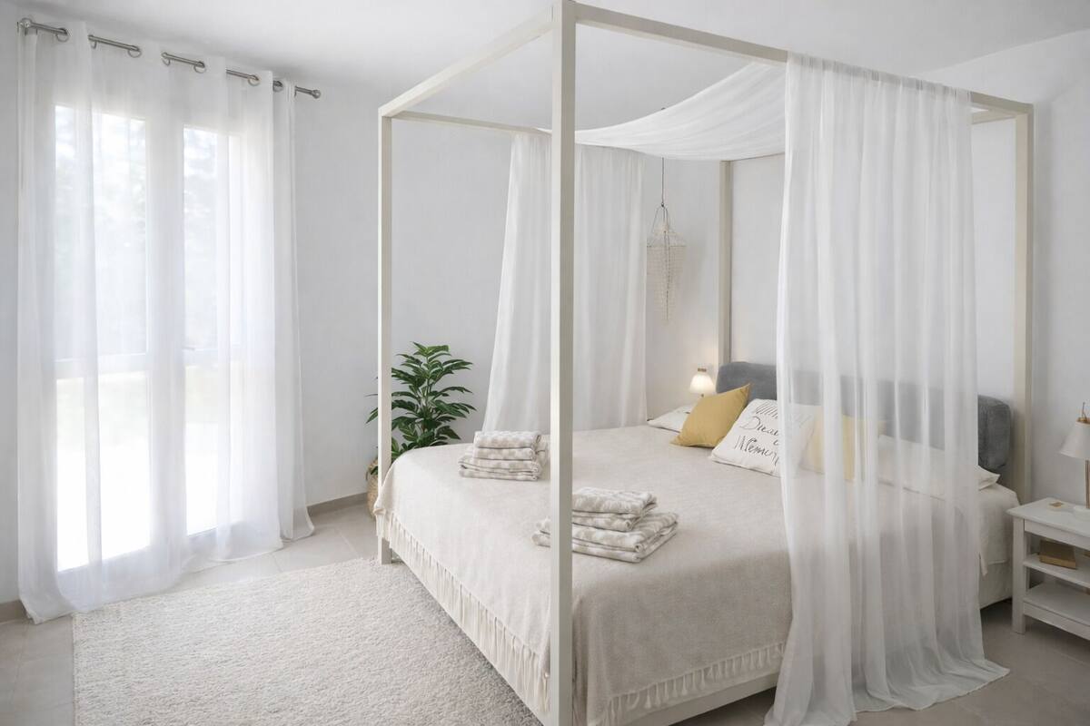 Villa, Hill View, Poolside