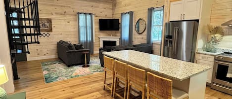 TV, fireplace, offices