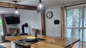 Kaffetrakter/tekoker, kjøleskap, mikrobølgeovn og ovn