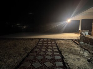 Property grounds - 4-bedroom Hidden Gem in charming Sumter SC (Sumter)