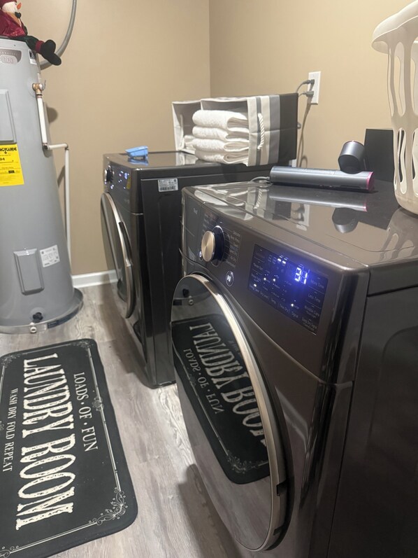 Interior - 4-bedroom Hidden Gem in charming Sumter SC (Sumter)