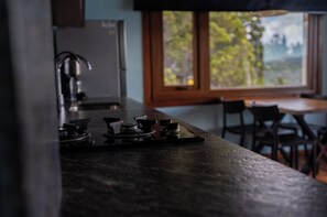 Private kitchen - Casa Siete - Your home in Bariloche (San Carlos de Bariloche)