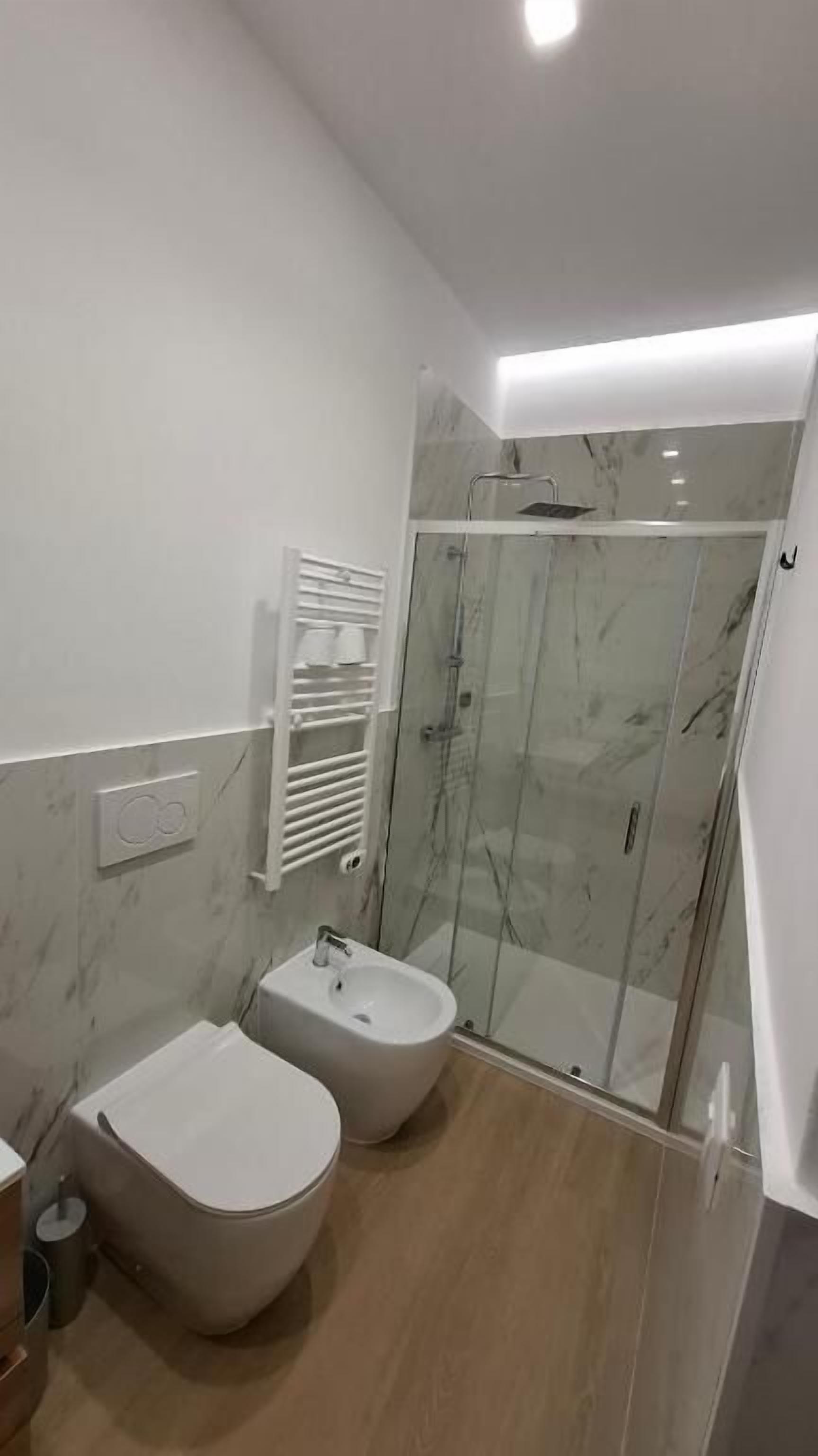 Hus – comfort, balkong, byutsikt | Bad