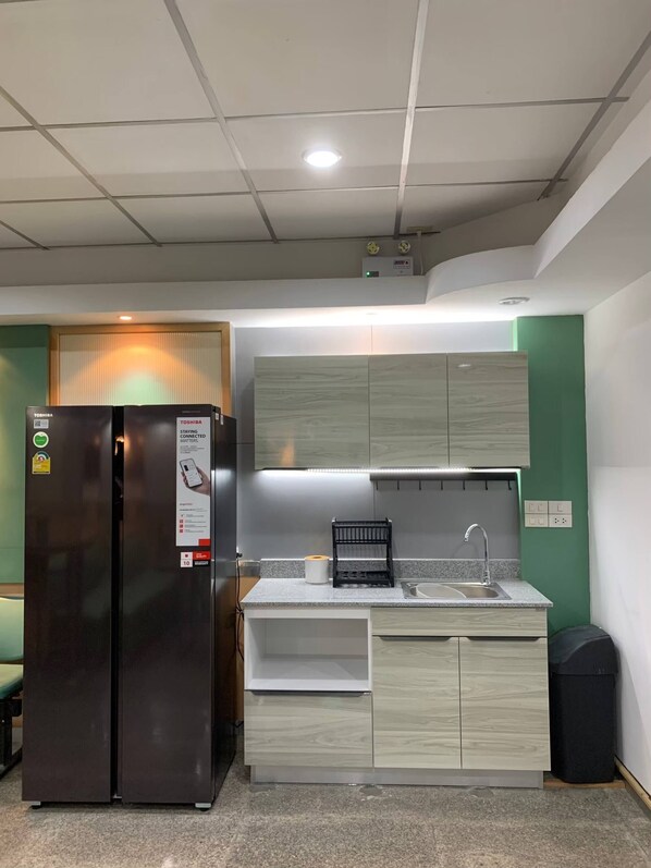 Shared Dormitory, 1 Bedroom, Smoking, City View | Interior