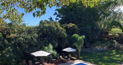 Phenomenal 5-bedroom Family Condo with A/C in Santa Ana